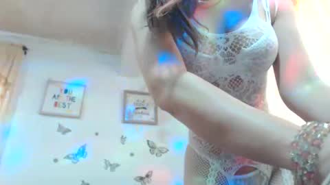 Snapshot of sexysafiravenus chatting on 01/15/25, 04:54 Venus Independent Model online show from 01/15/25, 04:54