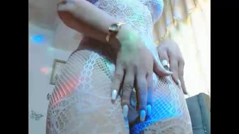 Snapshot of sexysafiravenus chatting on 10/22/25, 05:13 Venus Independent Model online show from 10/22/25, 05:13