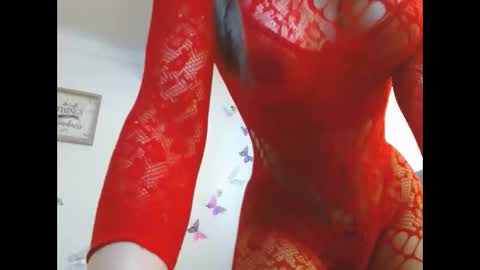Snapshot of sexysafiravenus chatting on 03/18/26, 05:27 Venus Independent Model online show from 03/18/26, 05:27