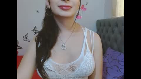 Snapshot of sexysafiravenus chatting on 04/05/26, 07:44 Venus Independent Model online show from 04/05/26, 07:44