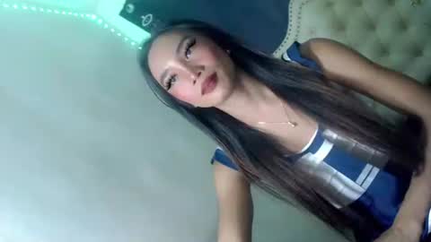 Snapshot of sexyshinixx chatting on 10/07/25, 07:33 sexyshinixx online show from 10/07/25, 07:33