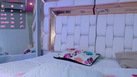 Kendall online show from 09/14/25, 12:37