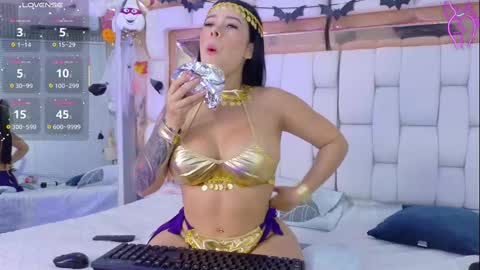 Kendall online show from 10/31/25, 12:50