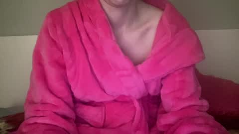 Snapshot of sexyskylar2016 chatting on 01/05/25, 03:22 Sexy Skylar online show from 01/05/25, 03:22