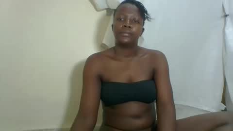 PAULINE online show from 03/01/25, 02:48