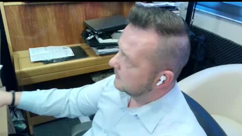 sexysteve80 online show from 10/27/25, 01:04