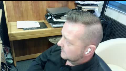 sexysteve80 online show from 11/12/25, 01:00