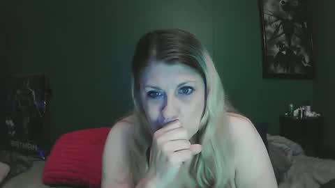 Snapshot of sexystripper69 chatting on 09/19/25, 12:02 sexystripper69 online show from 09/19/25, 12:02