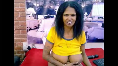 sexyva4u2luv online show from 05/18/26, 06:25