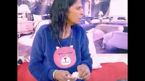 sexyva4u2luv online show from 05/19/26, 05:36