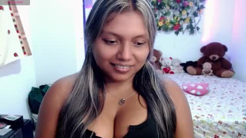 sexyvaldiry online show from 02/08/25, 12:49