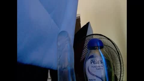 Blue online show from 02/22/25, 03:58