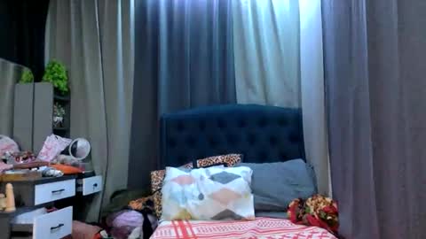 Xenaaa online show from 01/14/26, 02:44