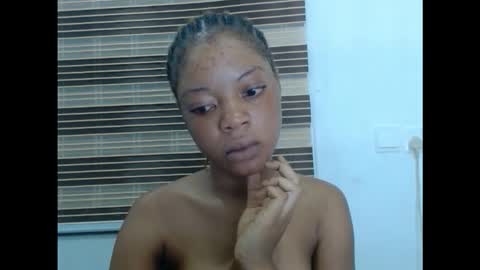 sexyxpeach online show from 12/22/25, 07:11