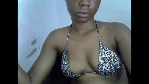 Snapshot of sexyxpeach chatting on 04/21/26, 10:01 sexyxpeach online show from 04/21/26, 10:01