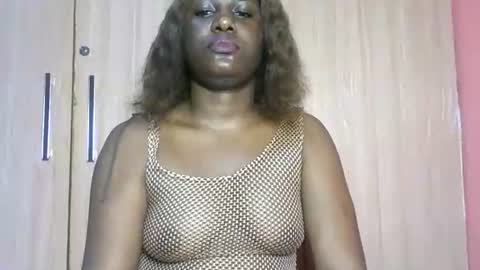 Snapshot of sexyxxebony chatting on 07/04/26, 12:06 SexyxxEbony online show from 07/04/26, 12:06