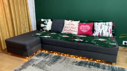 Snapshot of sexyycouple22 chatting on 12/28/24, 07:55 Sexycouple online show from 12/28/24, 07:55