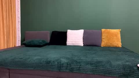 Snapshot of sexyycouple22 chatting on 02/24/25, 04:49 Sexycouple online show from 02/24/25, 04:49