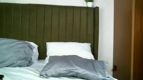 sexyyebonyy7 online show from 04/20/26, 09:34