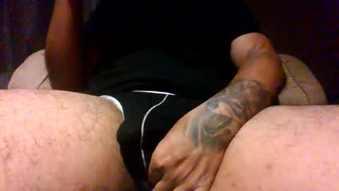 Snapshot of sexyzaddy94 chatting on 04/15/26, 06:09 sexyzaddy94 online show from 04/15/26, 06:09