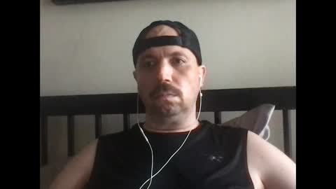 Snapshot of sfgiants1982 chatting on 09/18/25, 11:07 sfgiants1982 online show from 09/18/25, 11:07