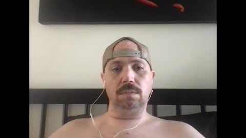 Snapshot of sfgiants1982 chatting on 09/22/25, 06:21 sfgiants1982 online show from 09/22/25, 06:21