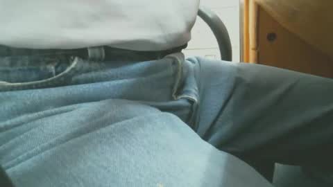 Bruce online show from 04/16/26, 09:04