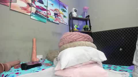 Snapshot of shadia_squirt chatting on 06/30/26, 02:45 shadia online show from 06/30/26, 02:45