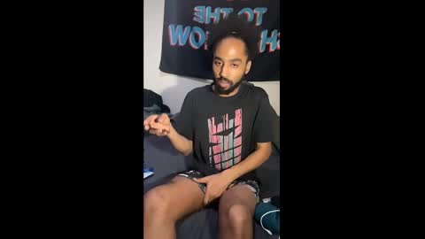 Snapshot of shadow_ps7 chatting on 10/31/25, 02:34 Shadow online show from 10/31/25, 02:34