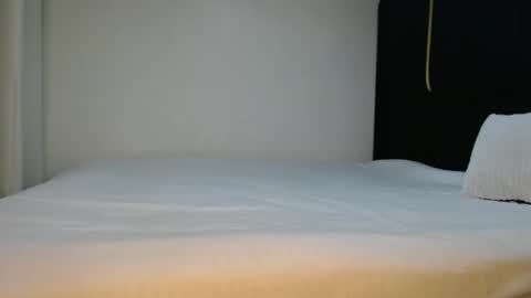 Snapshot of shadow_sweet chatting on 05/20/26, 12:11 Shadow online show from 05/20/26, 12:11