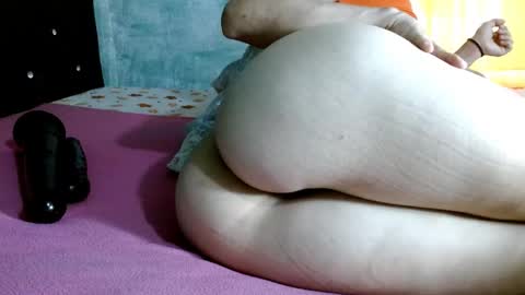 Shaira online show from 04/14/26, 05:41