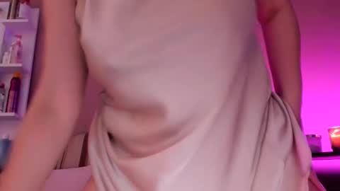 Mila online show from 05/24/26, 07:02