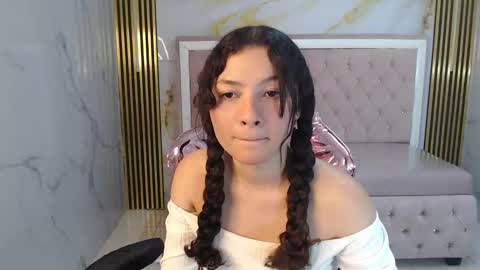 Snapshot of shalon_diaz_sub chatting on 12/10/24, 04:27 Shalon online show from 12/10/24, 04:27