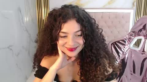 Snapshot of shalon_diaz_sub chatting on 12/21/24, 04:25 Shalon online show from 12/21/24, 04:25