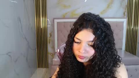 Snapshot of shalon_diaz_sub chatting on 12/30/24, 07:11 Shalon online show from 12/30/24, 07:11