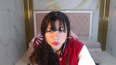 Snapshot of shalon_diaz_sub chatting on 02/20/25, 02:02 Shalon online show from 02/20/25, 02:02