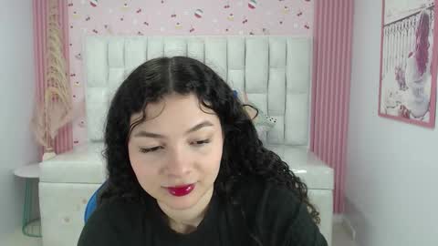 Snapshot of shalon_diaz_sub chatting on 09/30/25, 01:27 Shalon online show from 09/30/25, 01:27