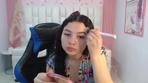 Snapshot of shalon_diaz_sub chatting on 10/07/25, 01:41 Shalon online show from 10/07/25, 01:41