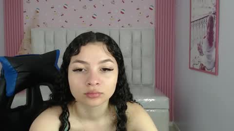 Snapshot of shalon_diaz_sub chatting on 10/11/25, 01:31 Shalon online show from 10/11/25, 01:31