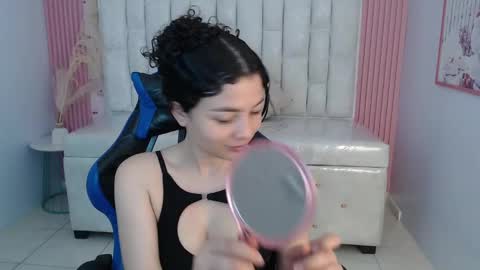 Snapshot of shalon_diaz_sub chatting on 10/18/25, 01:23 Shalon online show from 10/18/25, 01:23