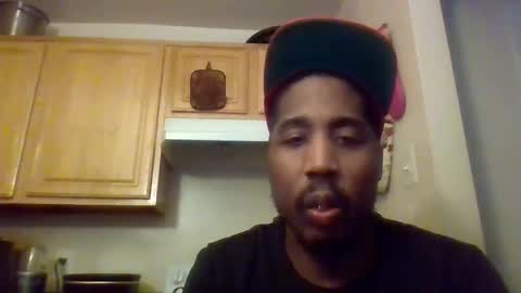 Snapshot of shameak chatting on 12/16/24, 07:43 Shameak online show from 12/16/24, 07:43