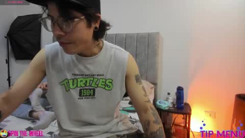 Snapshot of shamelesss_ chatting on 05/20/26, 02:07 shamelesss_ online show from 05/20/26, 02:07