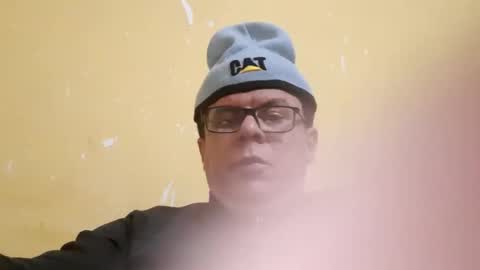 Snapshot of shams9999 chatting on 02/25/26, 07:01 shams9999 online show from 02/25/26, 07:01