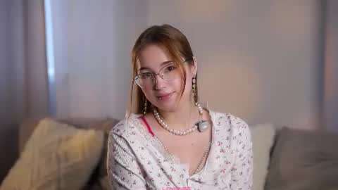 Snapshot of shandrahoner chatting on 06/25/26, 12:09 Liza online show from 06/25/26, 12:09