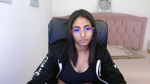 shanelle online show from 02/26/25, 06:26