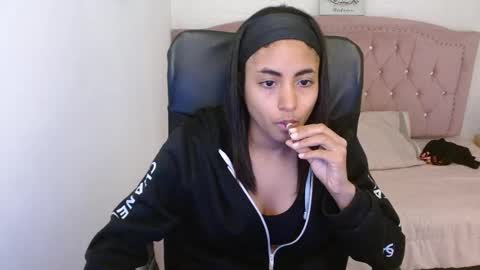 shanelle online show from 03/07/25, 06:13