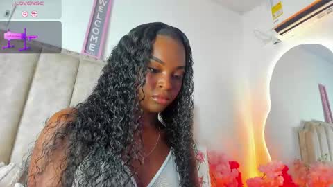 Shanel online show from 04/29/26, 01:59