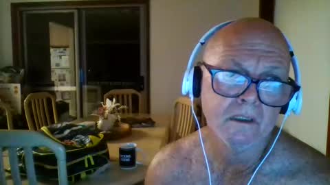 shaneo781570 online show from 04/19/26, 06:10