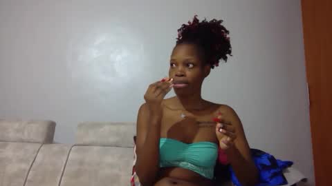 Snapshot of shania_sleigh chatting on 01/06/25, 09:54 shania_sleigh online show from 01/06/25, 09:54