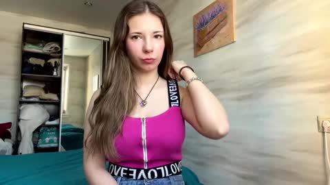 Snapshot of shanikaterwey chatting on 02/04/26, 07:03 Shanika online show from 02/04/26, 07:03